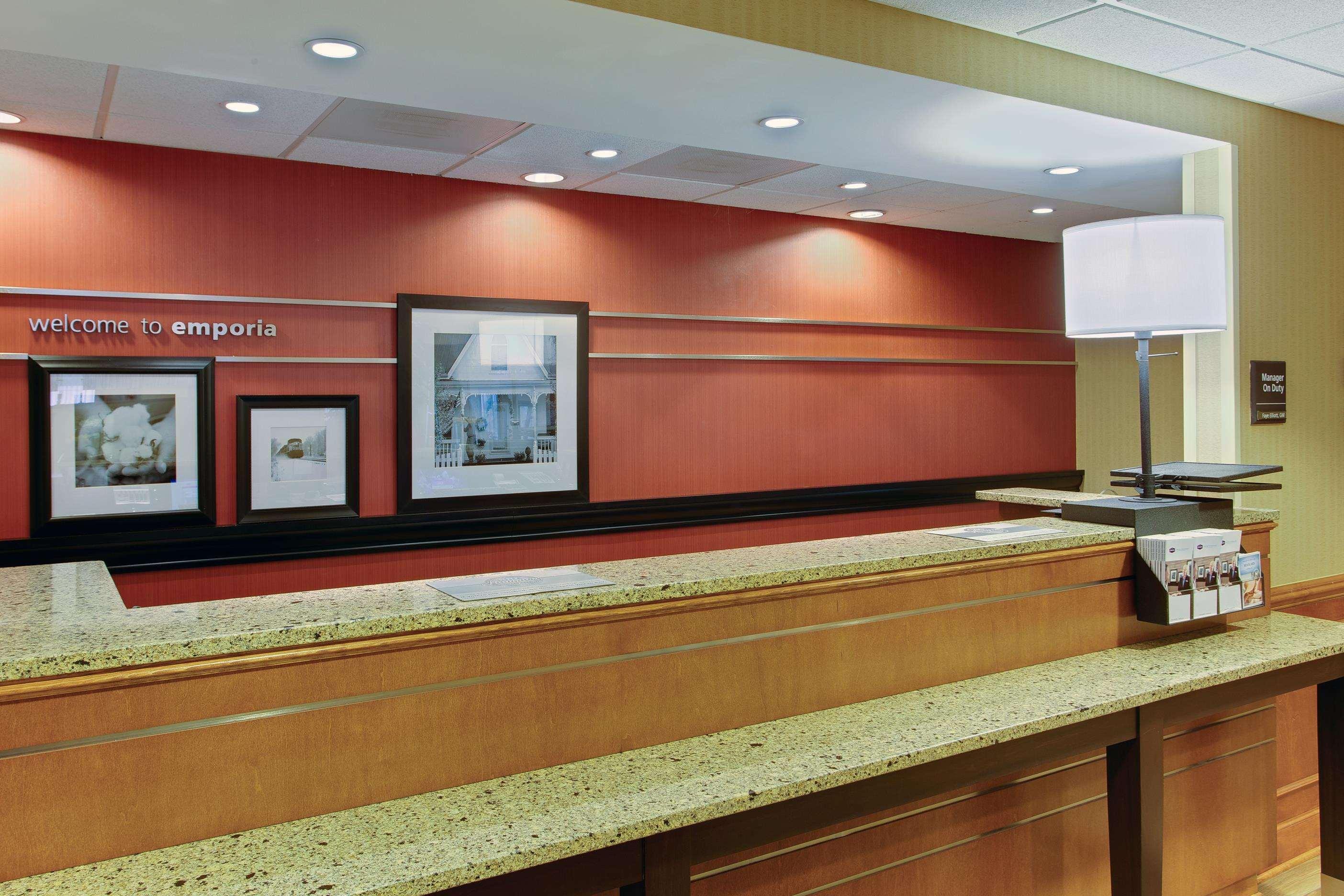 Hampton Inn Emporia Zewnętrze zdjęcie