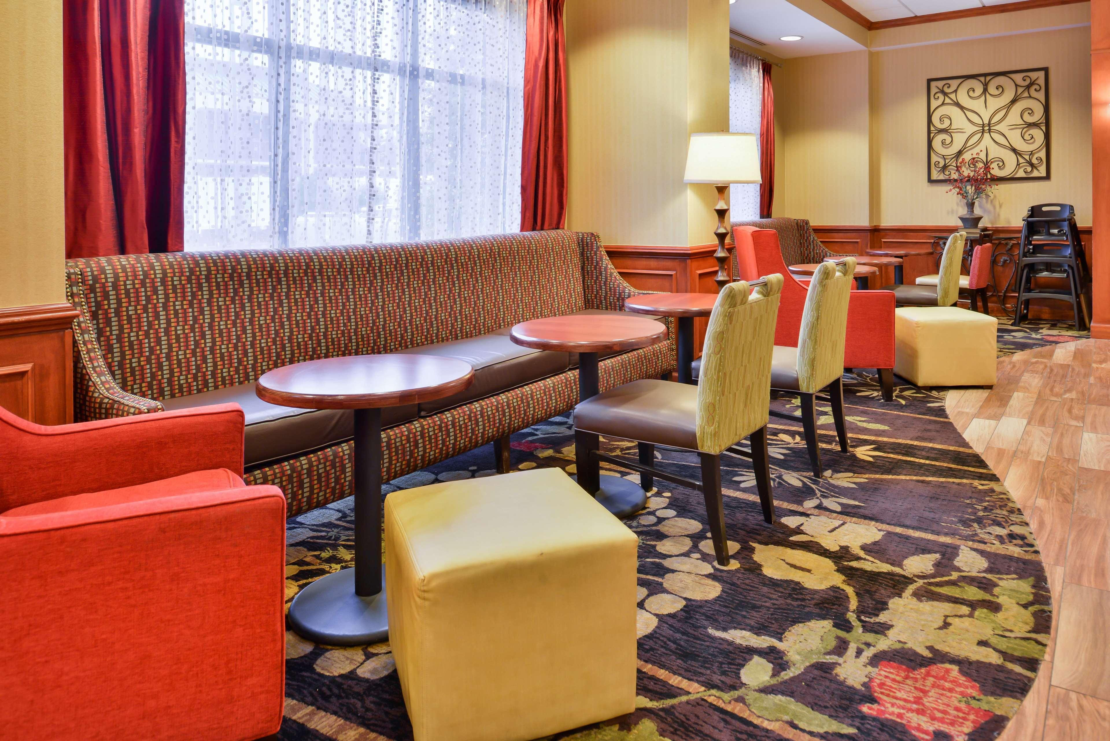 Hampton Inn Emporia Zewnętrze zdjęcie