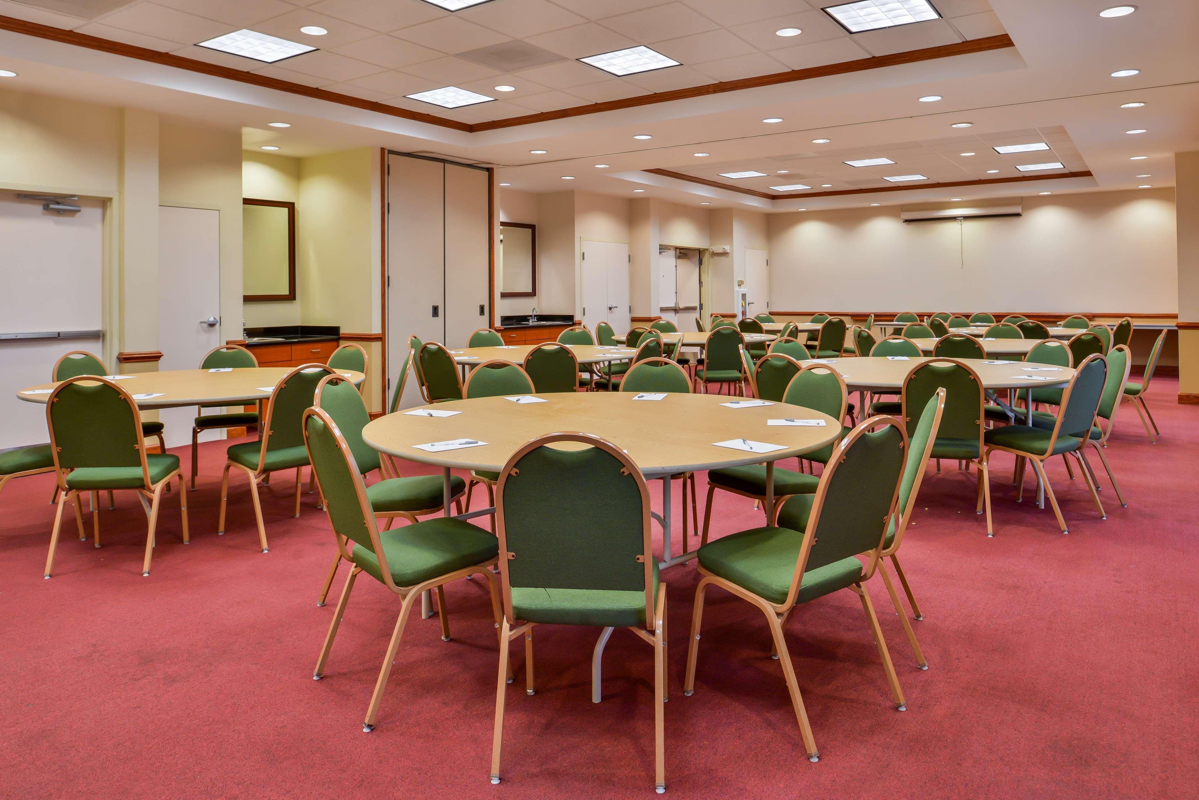 Hampton Inn Emporia Zewnętrze zdjęcie