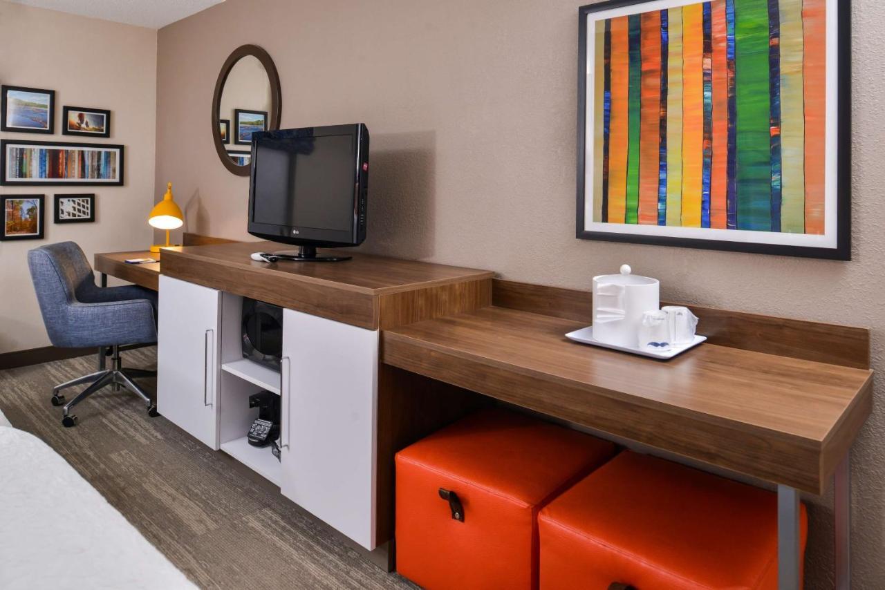 Hampton Inn Emporia Zewnętrze zdjęcie