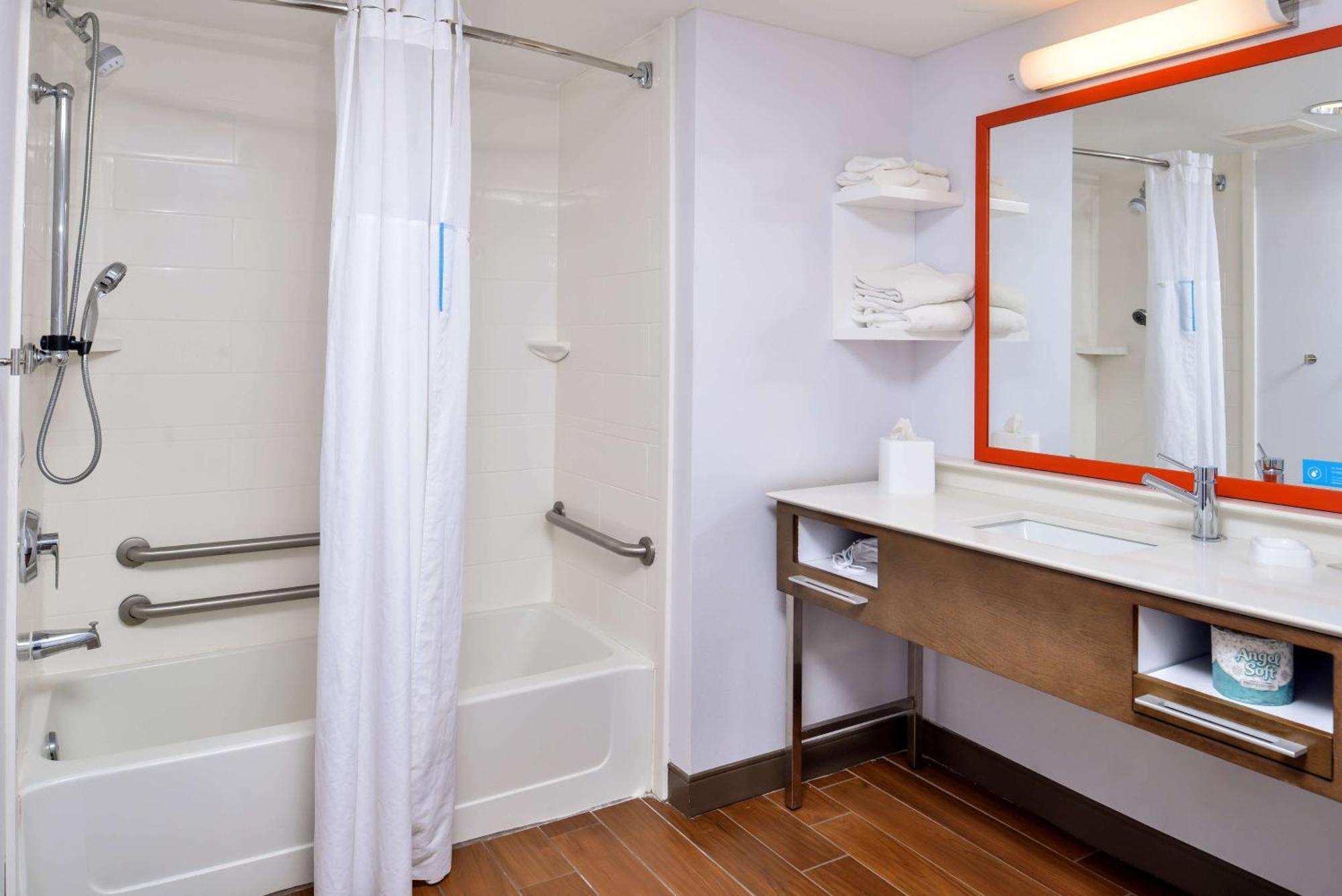 Hampton Inn Emporia Zewnętrze zdjęcie